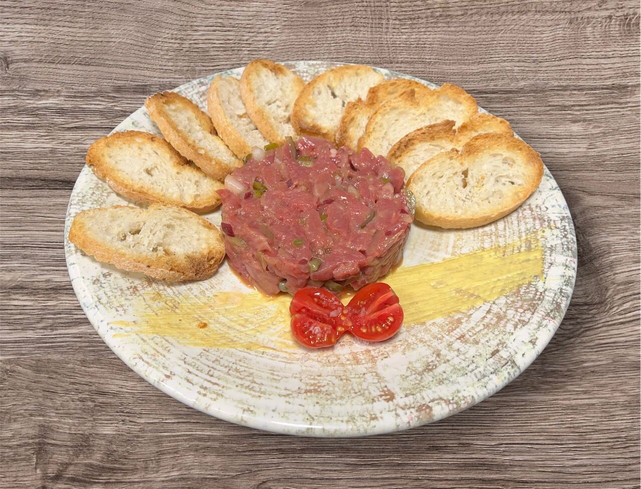 STEAK TARTAR
