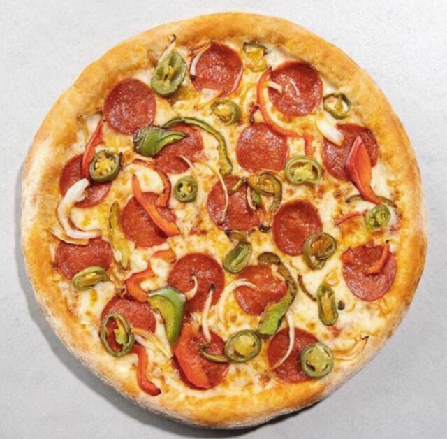 Pizza pepperoni poivron
