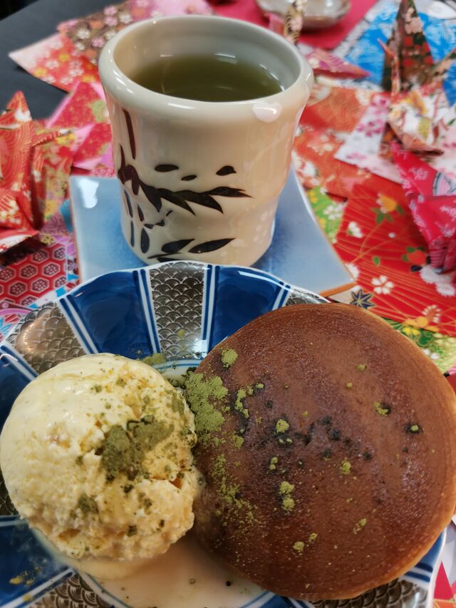 Coupe Dorayaki et thé Matcha 
