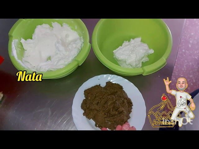 Elaboración de nuestros Caprichos de Pistacho paso a paso...
Pasta de Pistachos y Tartaletas de Pasta Brisa.