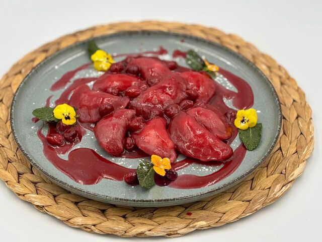 Varenyky mit Quark und Kirsche