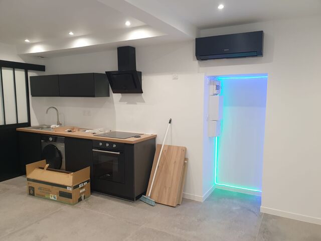 MONO SPLIT DESIGN HEWA 