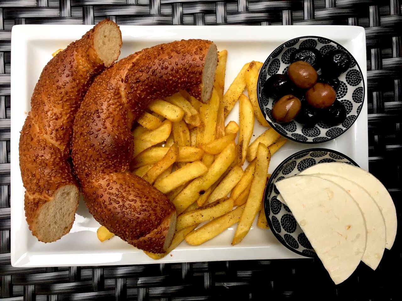 Istanbul Mini Frühstück (+ Türkischer Tee)