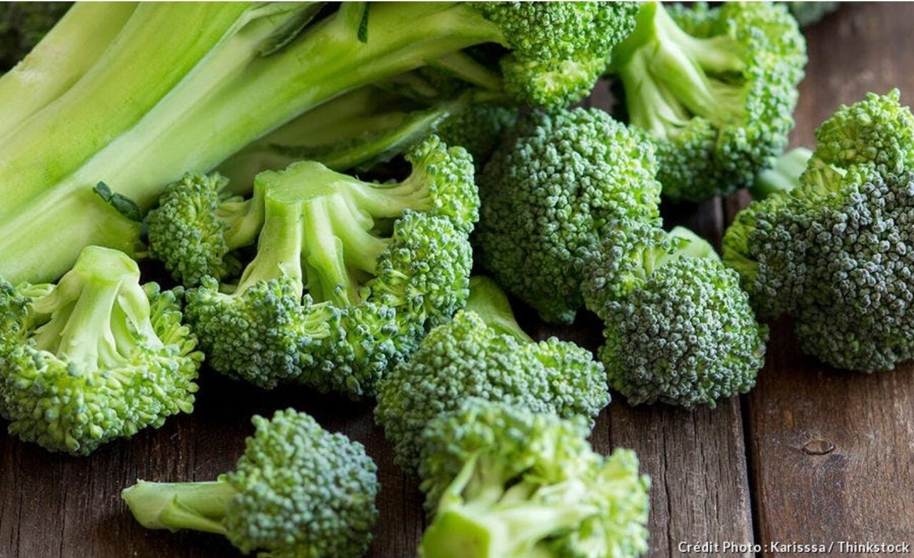 Chou brocolis moyens d'Alsace - 2,28€/kg