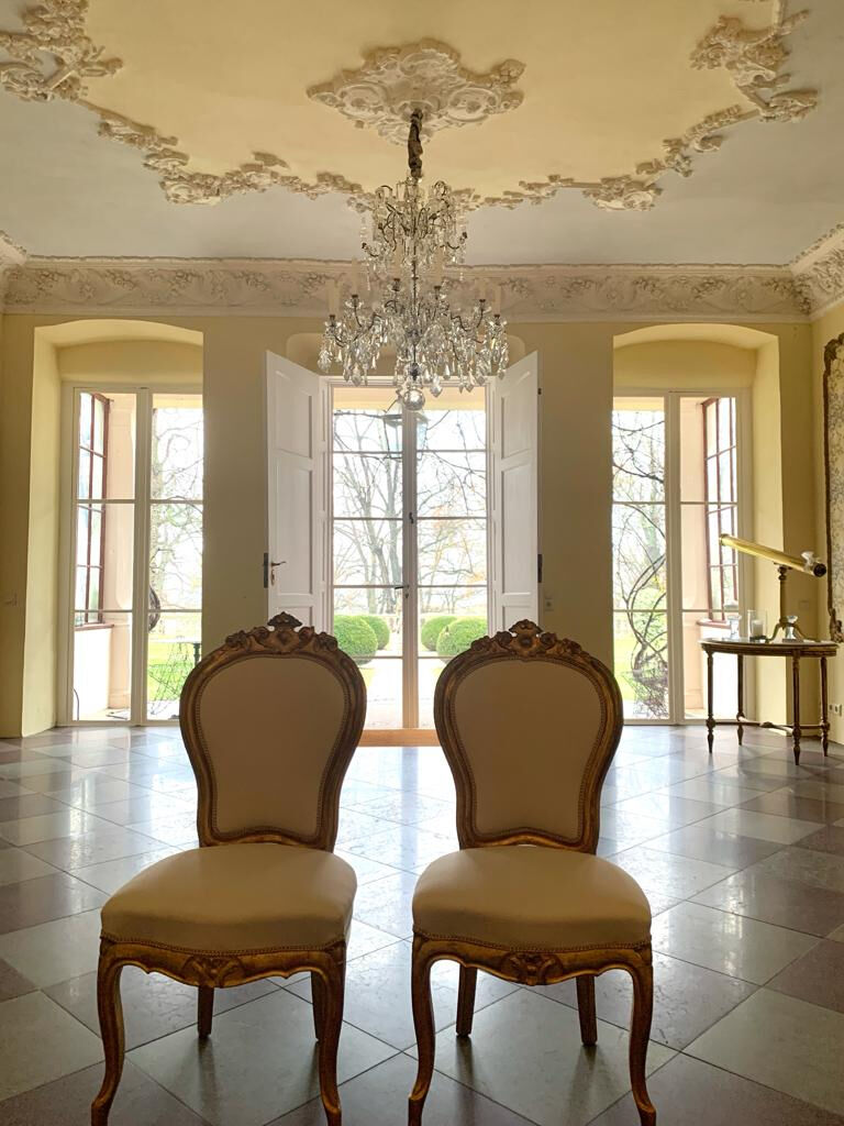 Gartenzimmer mit Blick in das Gartenparterre