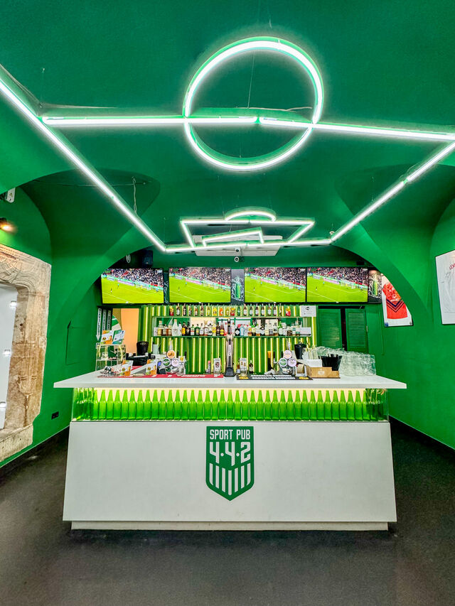 Główny Bar / Main bar