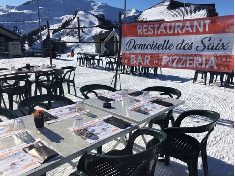 Terrasse - Demoiselle de Saix 