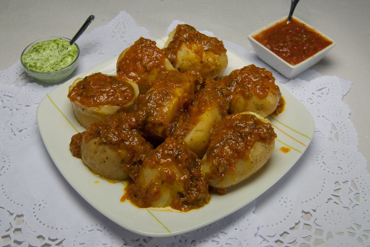 Patatas guisadas/chorriadas sabanera.