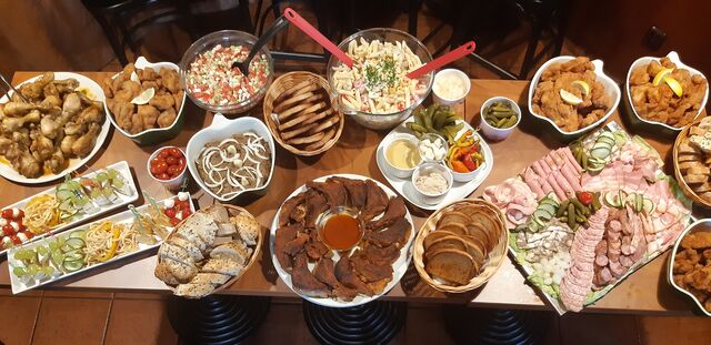 Rautový stůl (možnost objednat dle chutí)