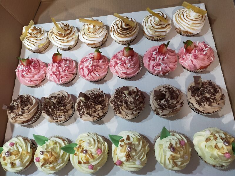 Des cupcakes
Citron meringuée
Fraise
Chocolat
Vanille