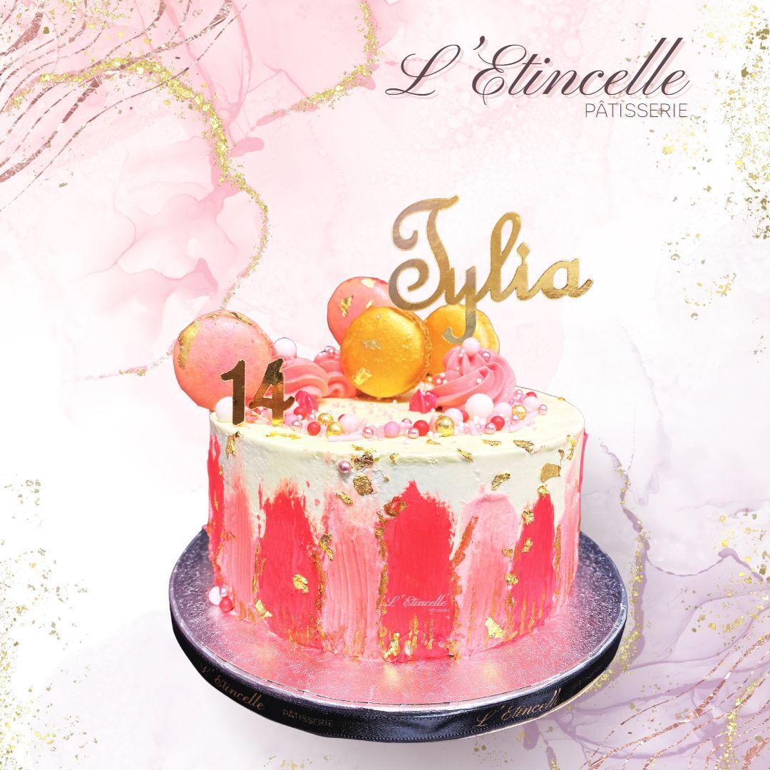 Gâteau Layer Cake Rose Topper Personnalisé