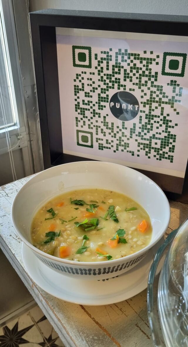 Bogato varivo od mahuna, žitarica i povrća. 