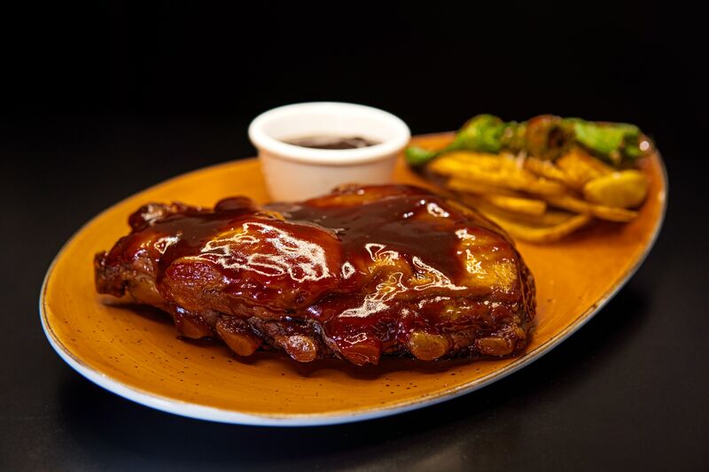 Costillas de cerdo Duroc con salsa BBQ