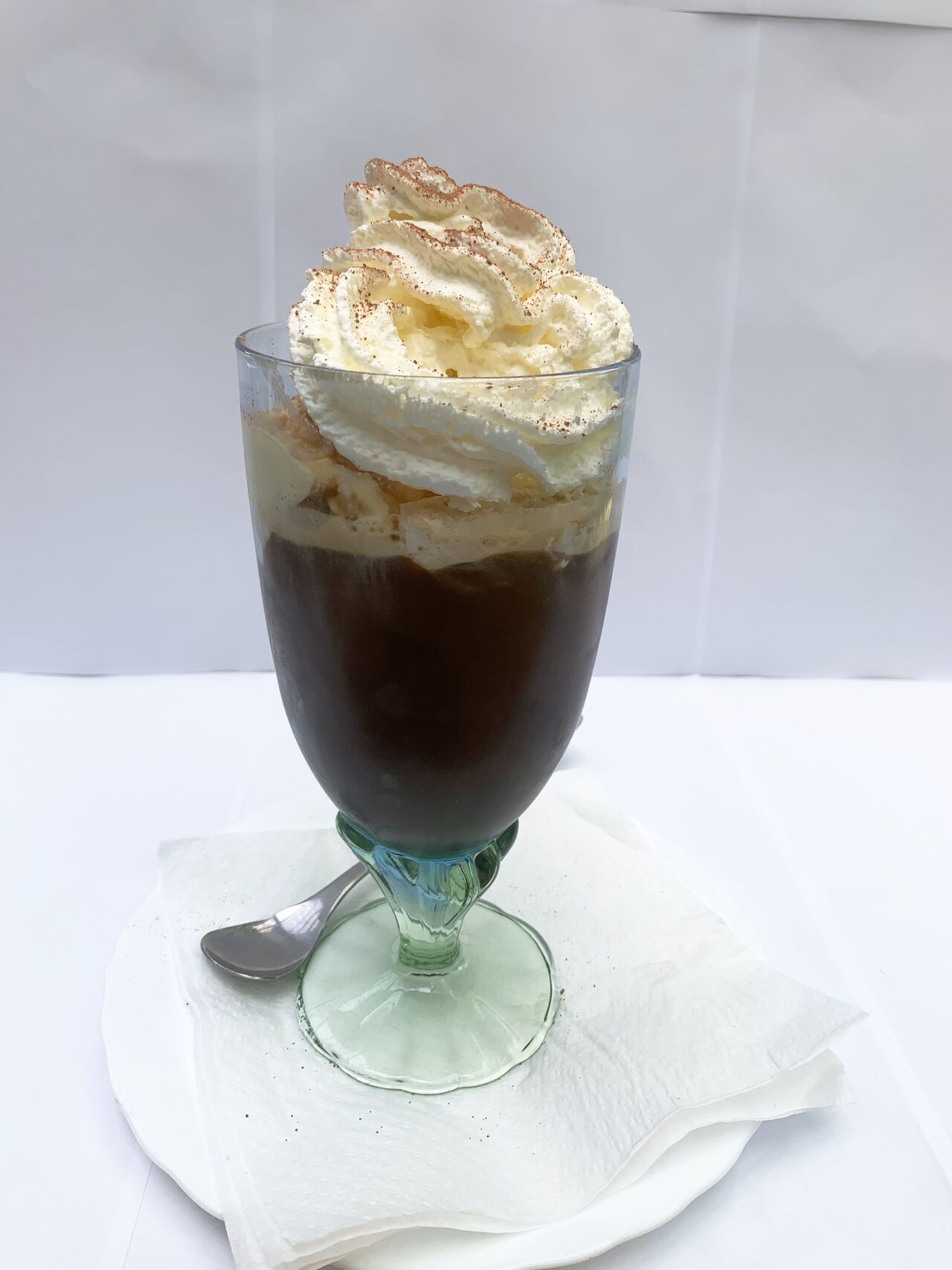 Eiskaffee mit Vanilleeis