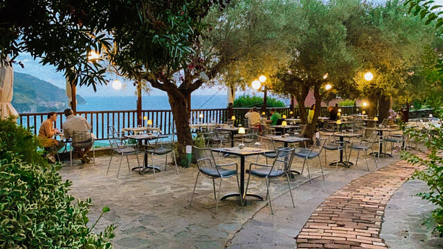 The perfect dinner in a fairytale setting