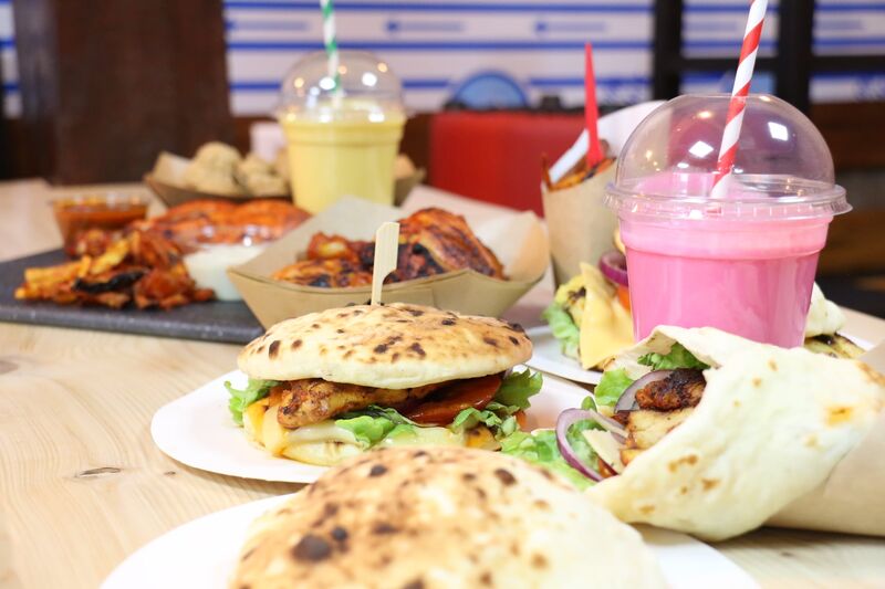 Envie d'un Tikka Burger, d'un Curry Burger ou alors d'un bon Tendoori ? ????
Rien que pour vous on y est sur UBER EATS !!