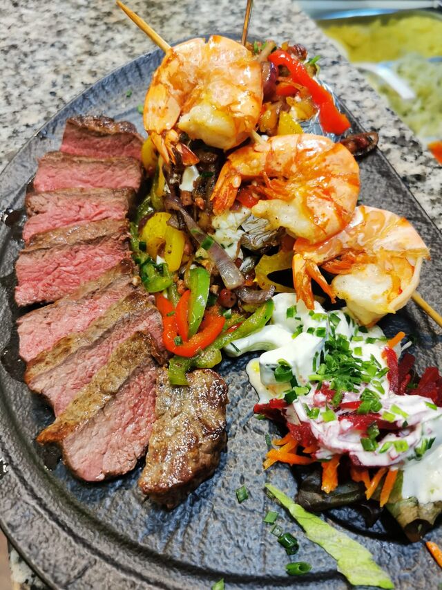 Rumpsteakstreifen mit Gambas