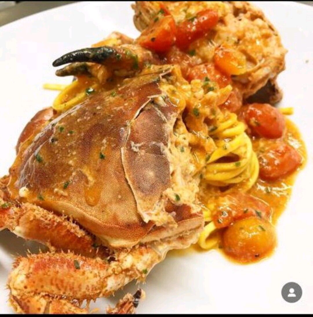 SPAGHETTI ALLA CHITARRA CON GRANCHIO 