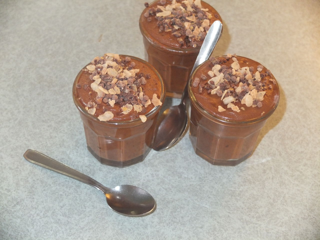 Mousse au chocolat au KitKat maison
désert irrésistible régressif à goûter absolument!