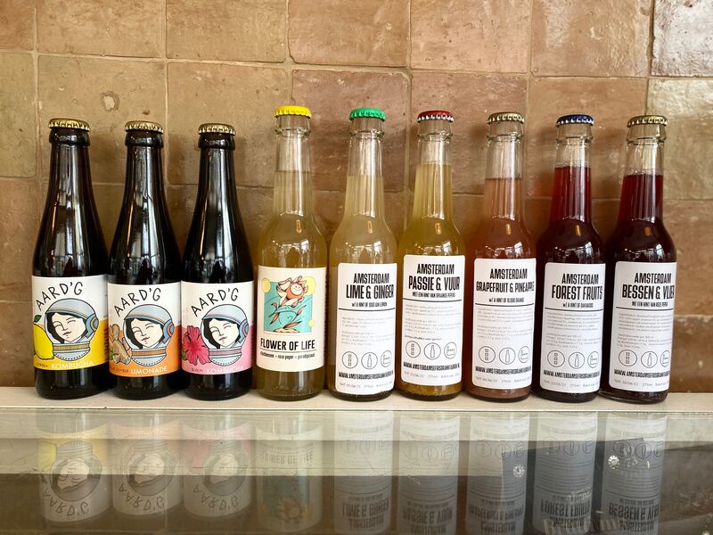 Suikervrije kombucha van Aard'g, limonades van AFF Amsterdamse Frisdrank Fabriek