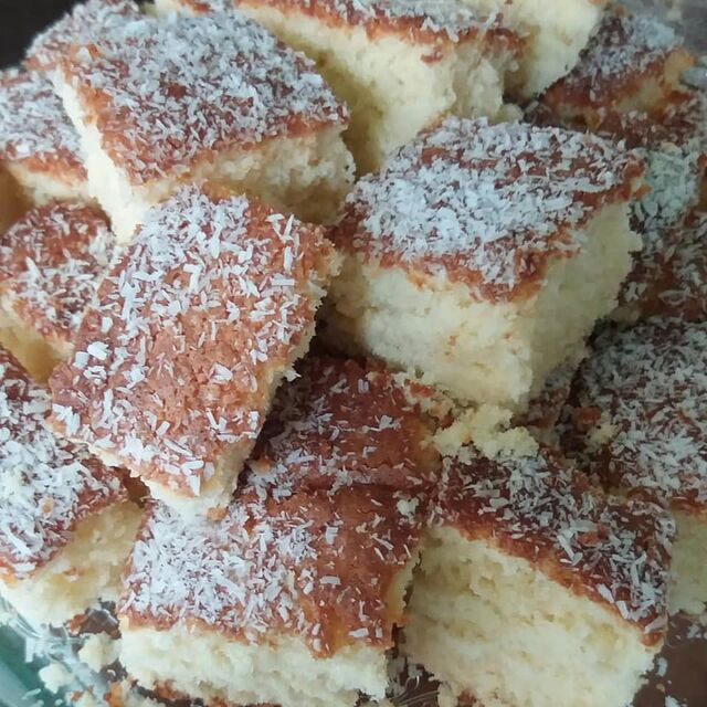 Gâteaux aux noix de coco (fait maison) 