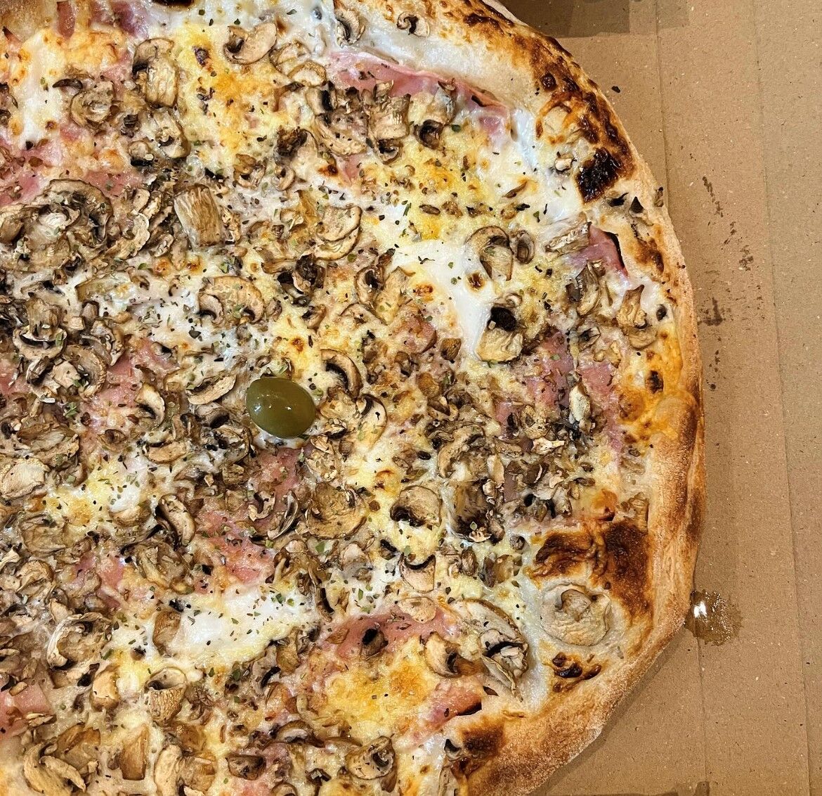 Miješana pizza - klasik za sva vremena.