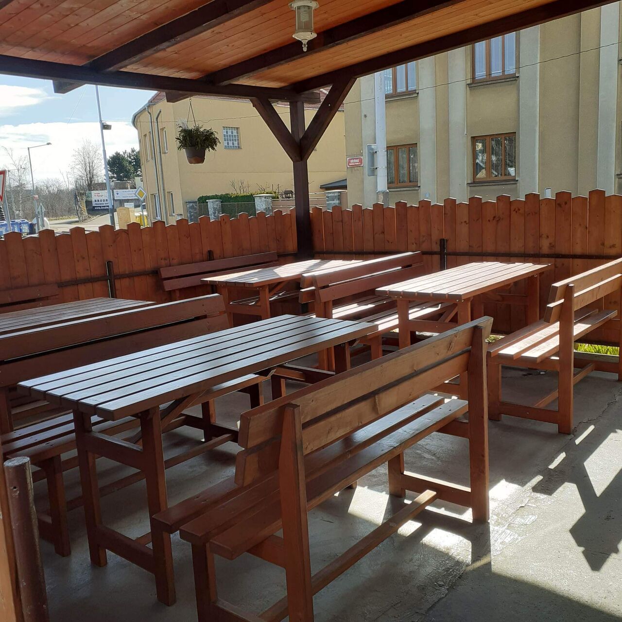 Zahrádka v provozu:-)