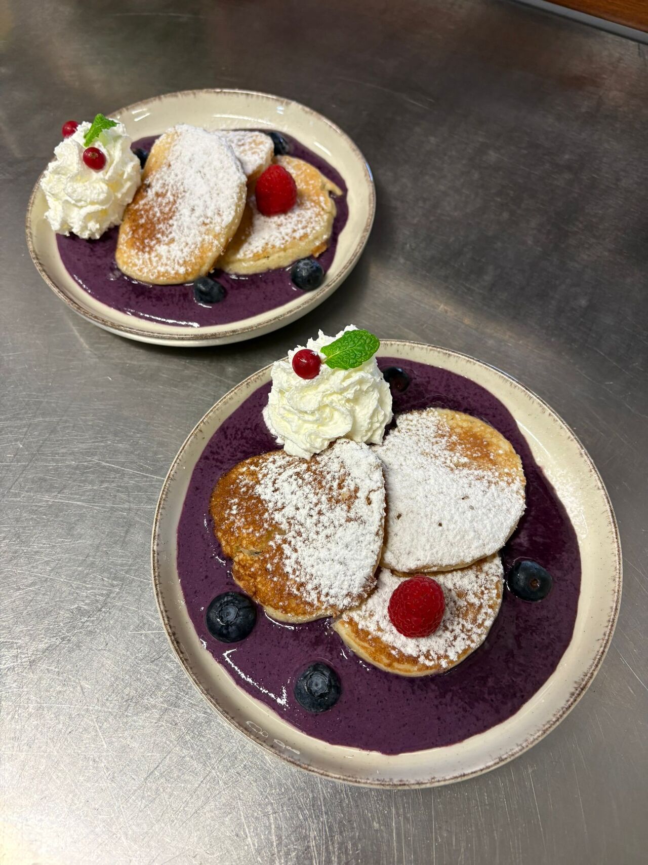 Domácí kynuté lívance s borůvkovou merendou