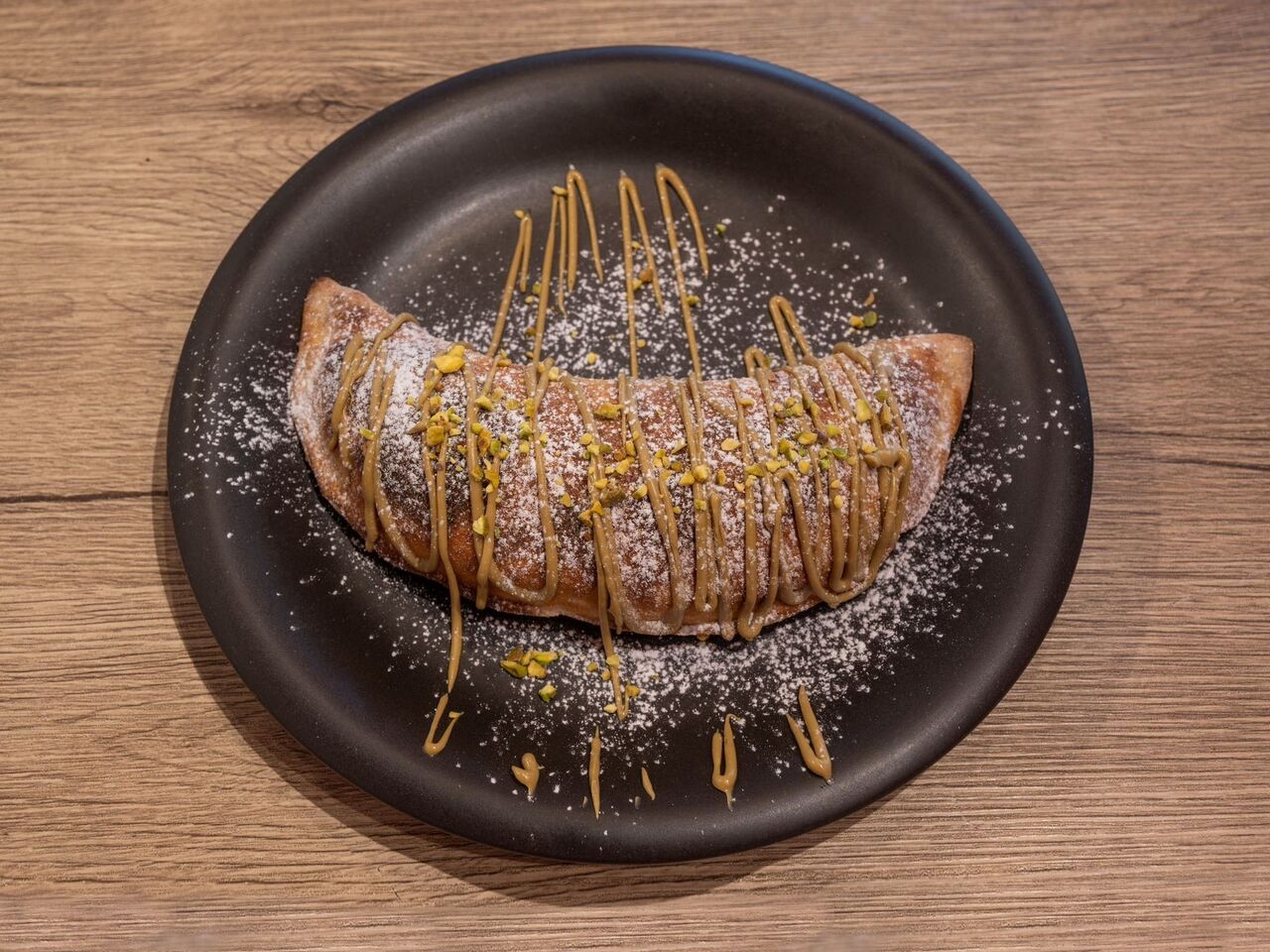 Calzone dolce al pistacchio