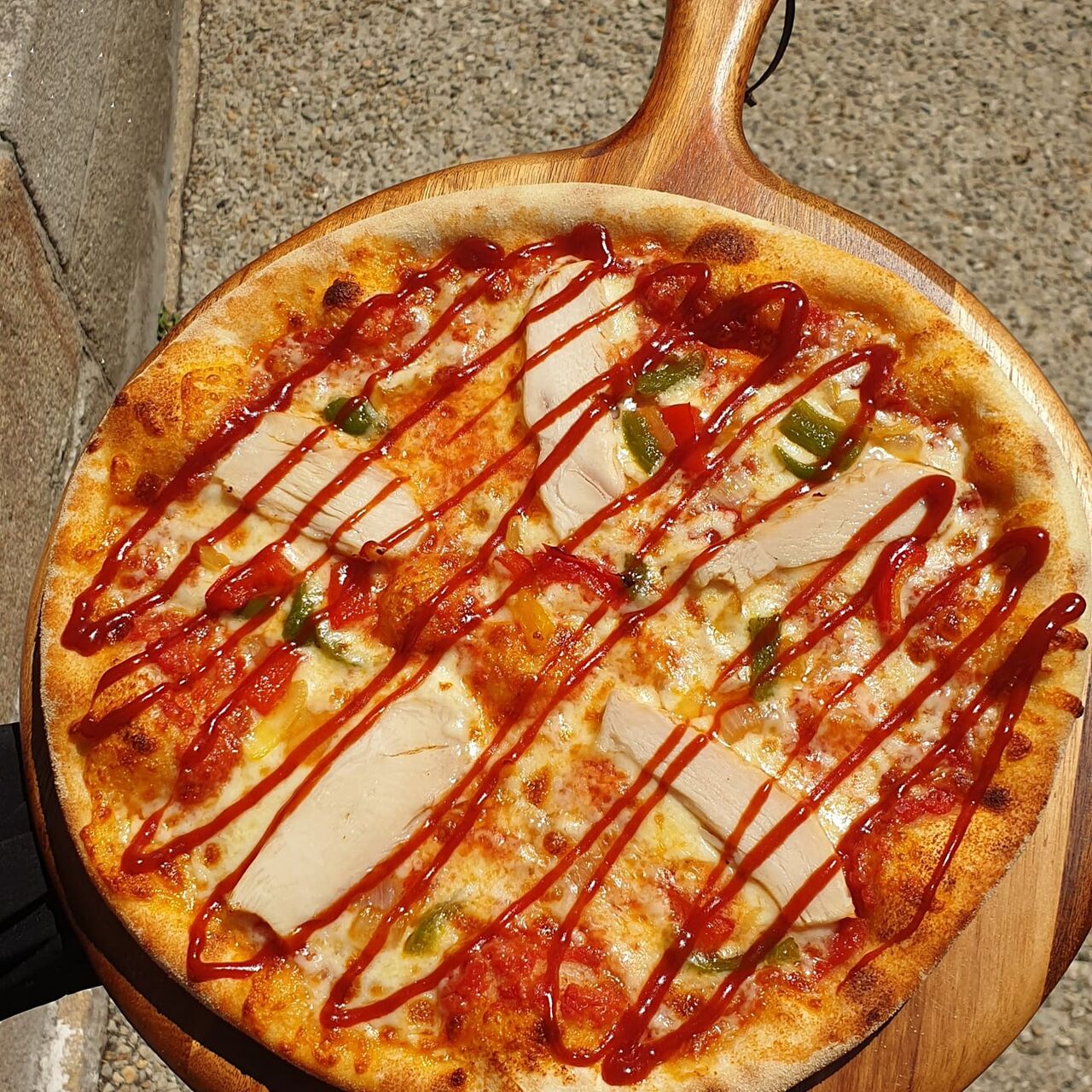 Pizza poulet barbecue 