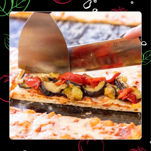 Preparación de pizza vegetariana