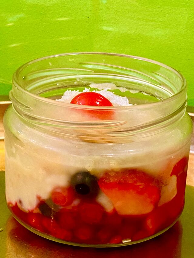 Crema de Almendras y Coco con Frutos Rojos