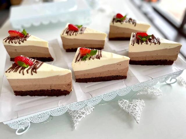 Prăjitură trio ciocolată 