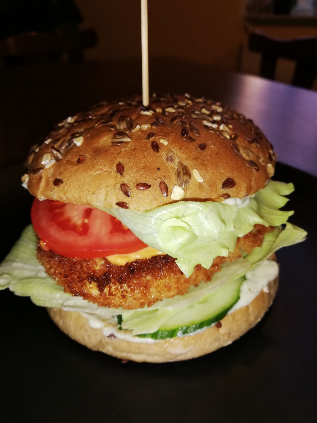 Für Vegetarier:
Sellerie Burger