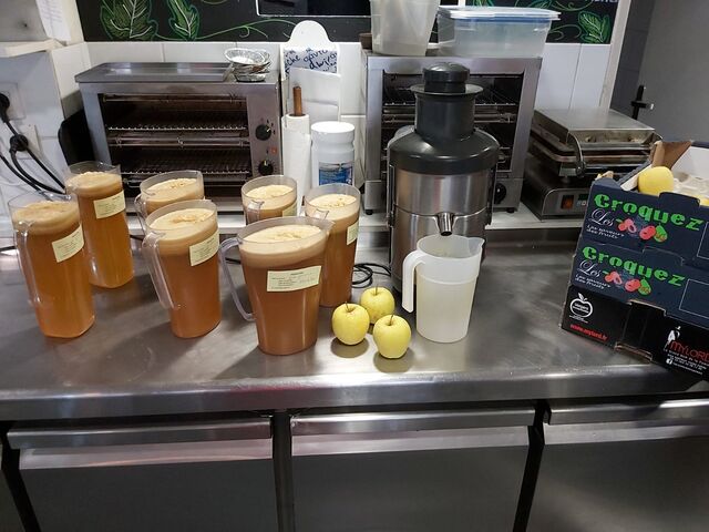 Notre jus de pomme maison 