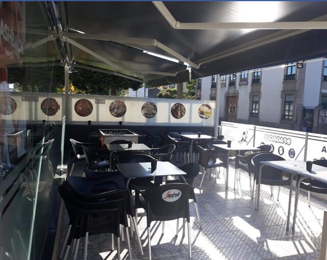 Esplanada coberta e descoberta