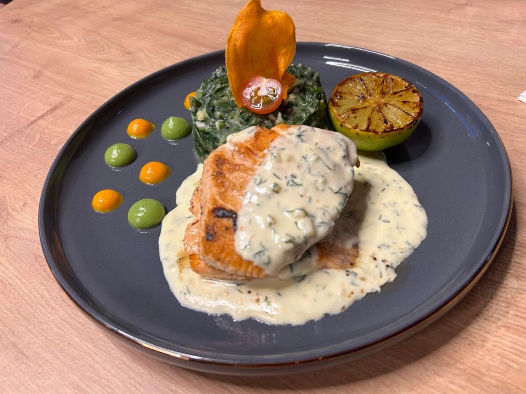 Genießen Sie bei uns im Style Restaurant in München auch köstliche Fischgerichte...