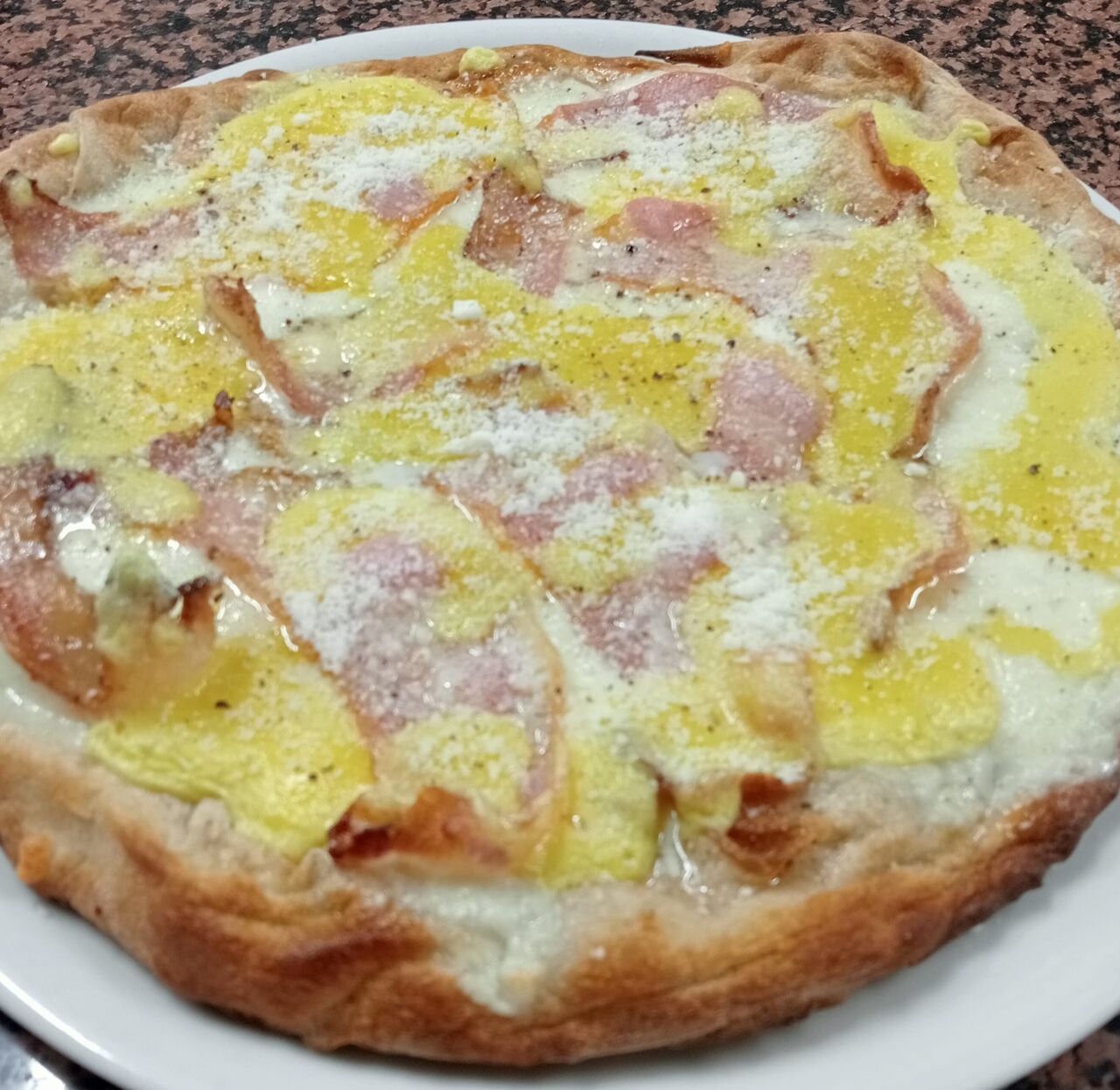 Pizza alla Carbonara