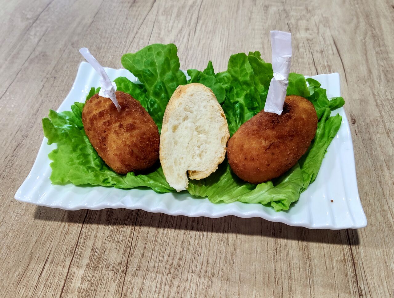 Croquetas caseras de bacalao ( solo en temporada) 