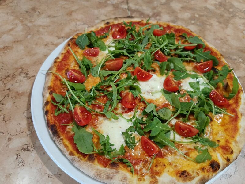Pizza Caprese