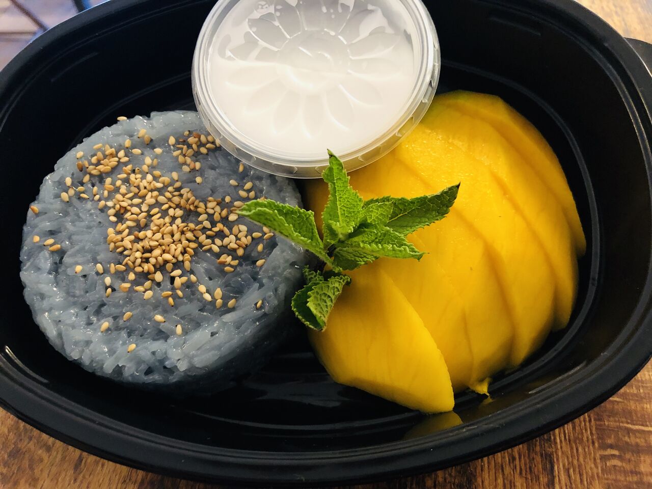 Mango Sticky Rice mit Kokosmilch