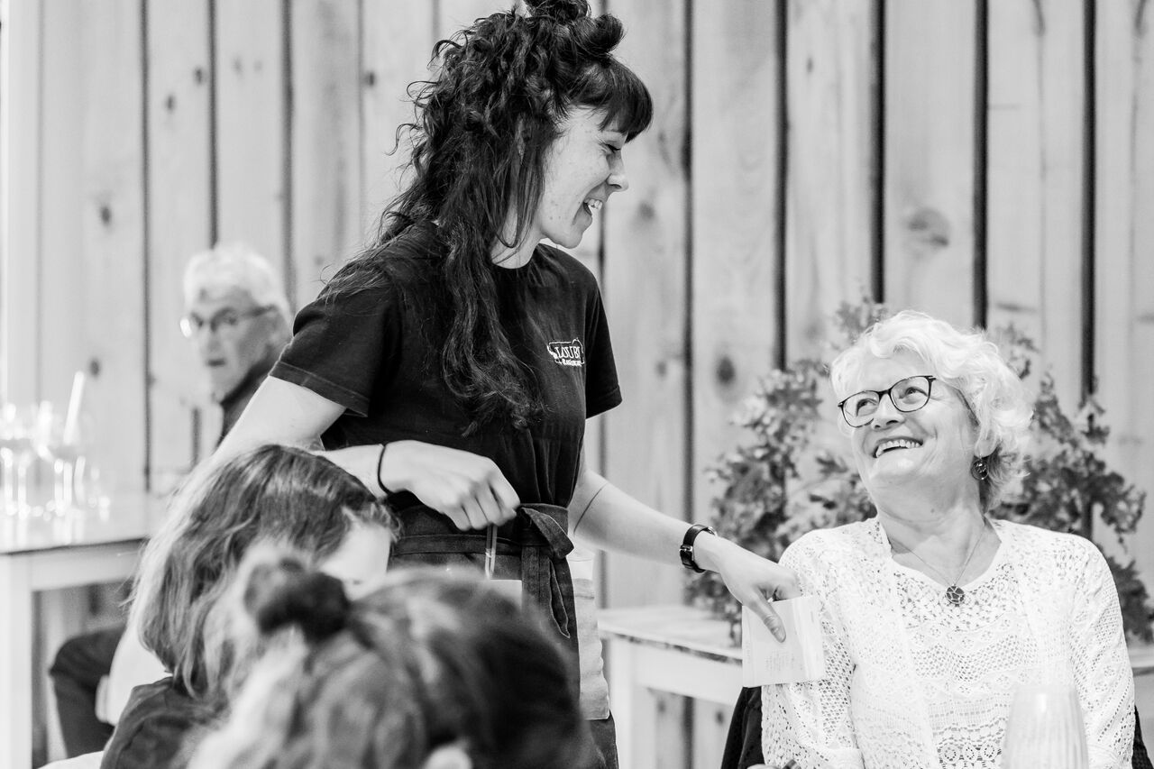 Isla : La Responsable de Salle