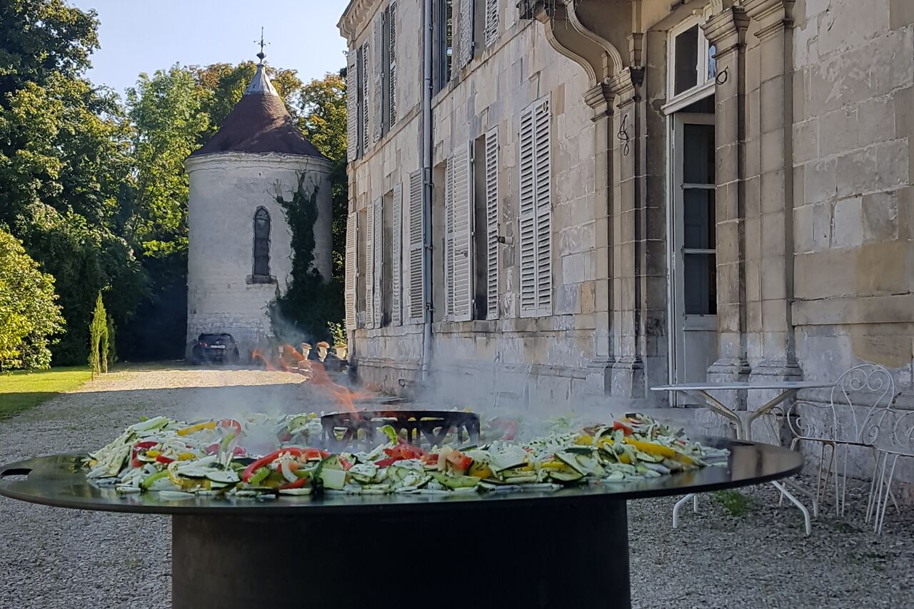 PLANCHA AU FEU DE BOIS GEANTE