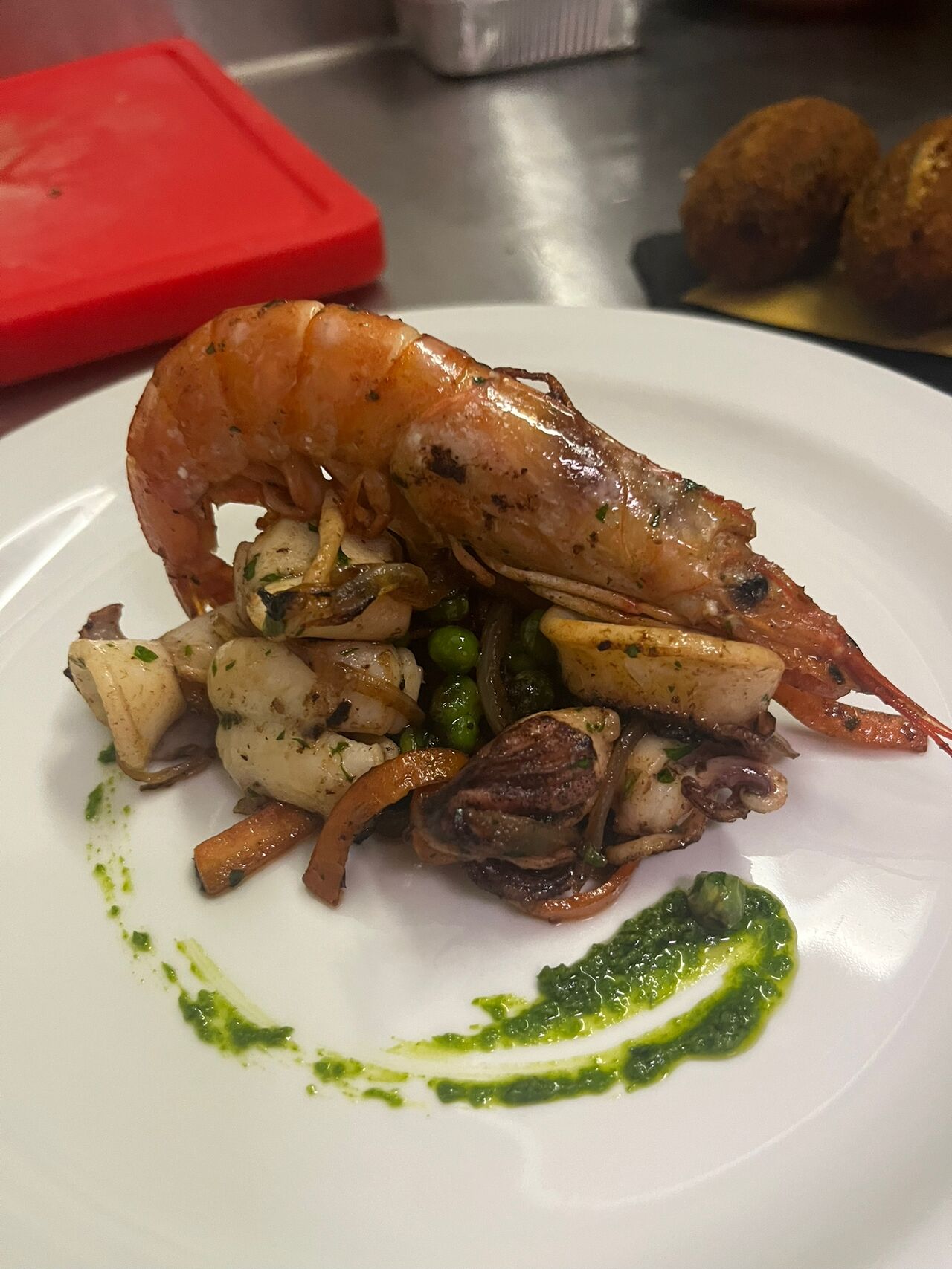 Calamari e Gamberi alla Catalana