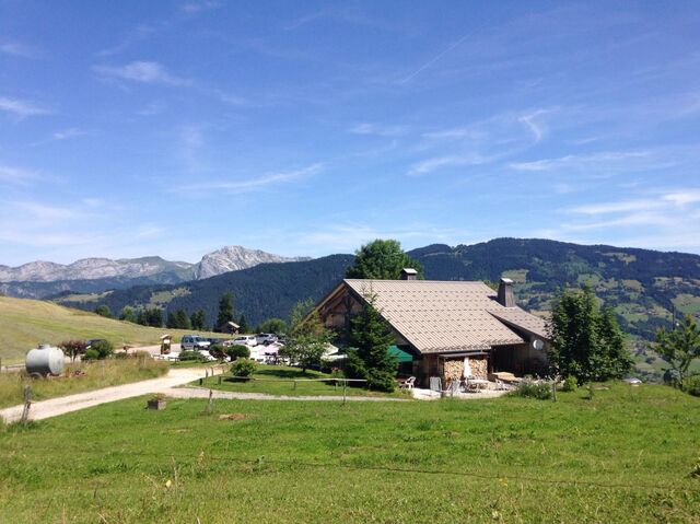 Auberge Plan Bois, 6142 route de Sulens Col de Plan Bois, 74230 Les Clefs France