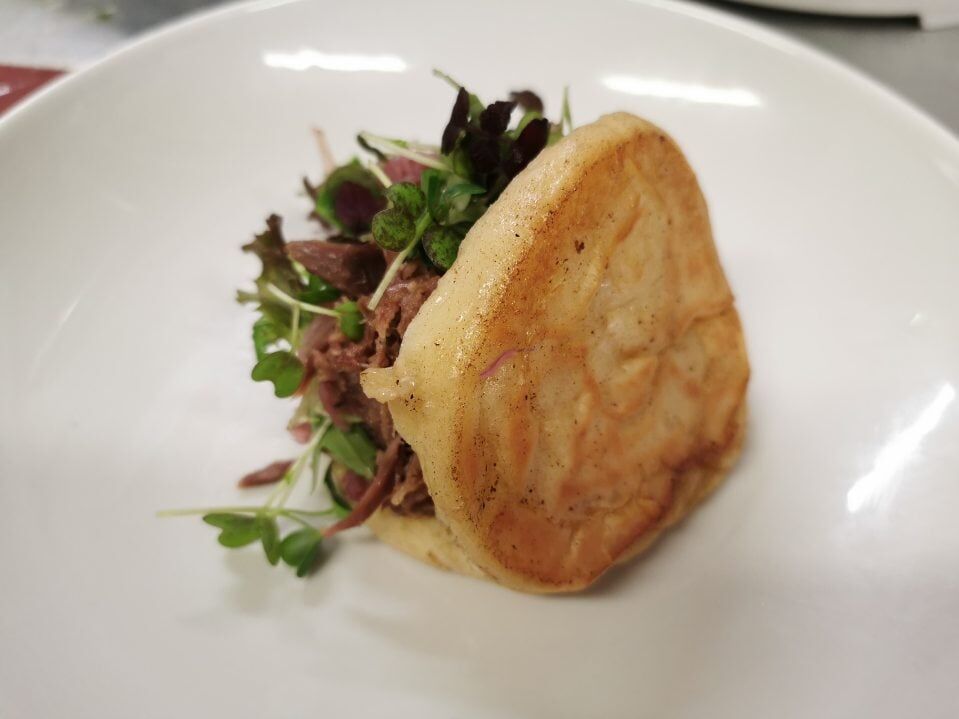 Dampfnüdle farci avec un effiloché de canard