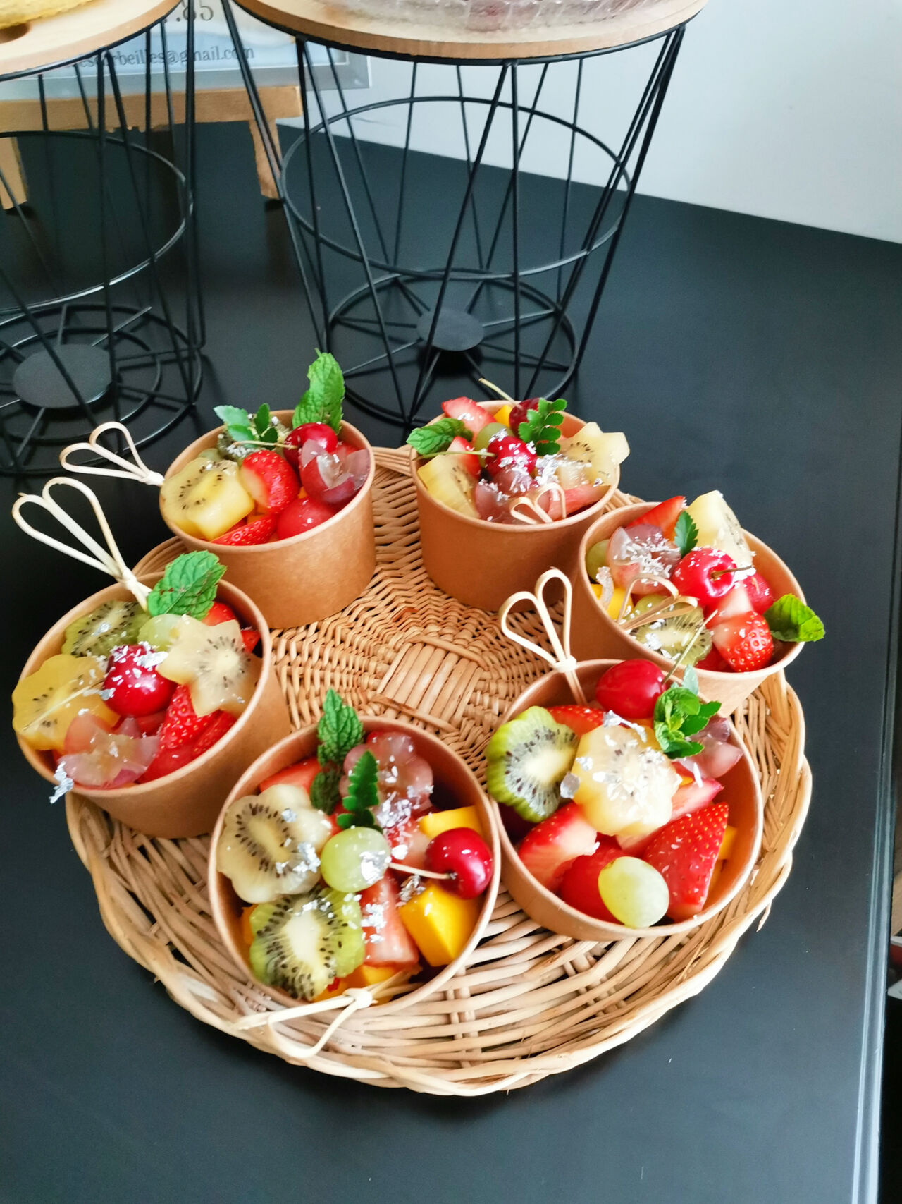 LES PETITS POTS DE FRUITS Pot de 250g : 3,80€ 
