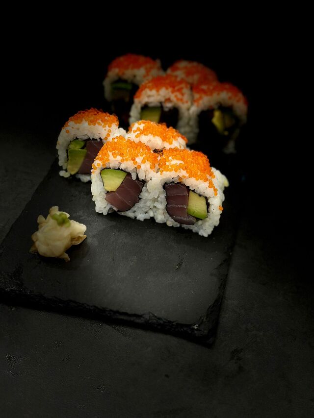 Tonno Avocado Roll