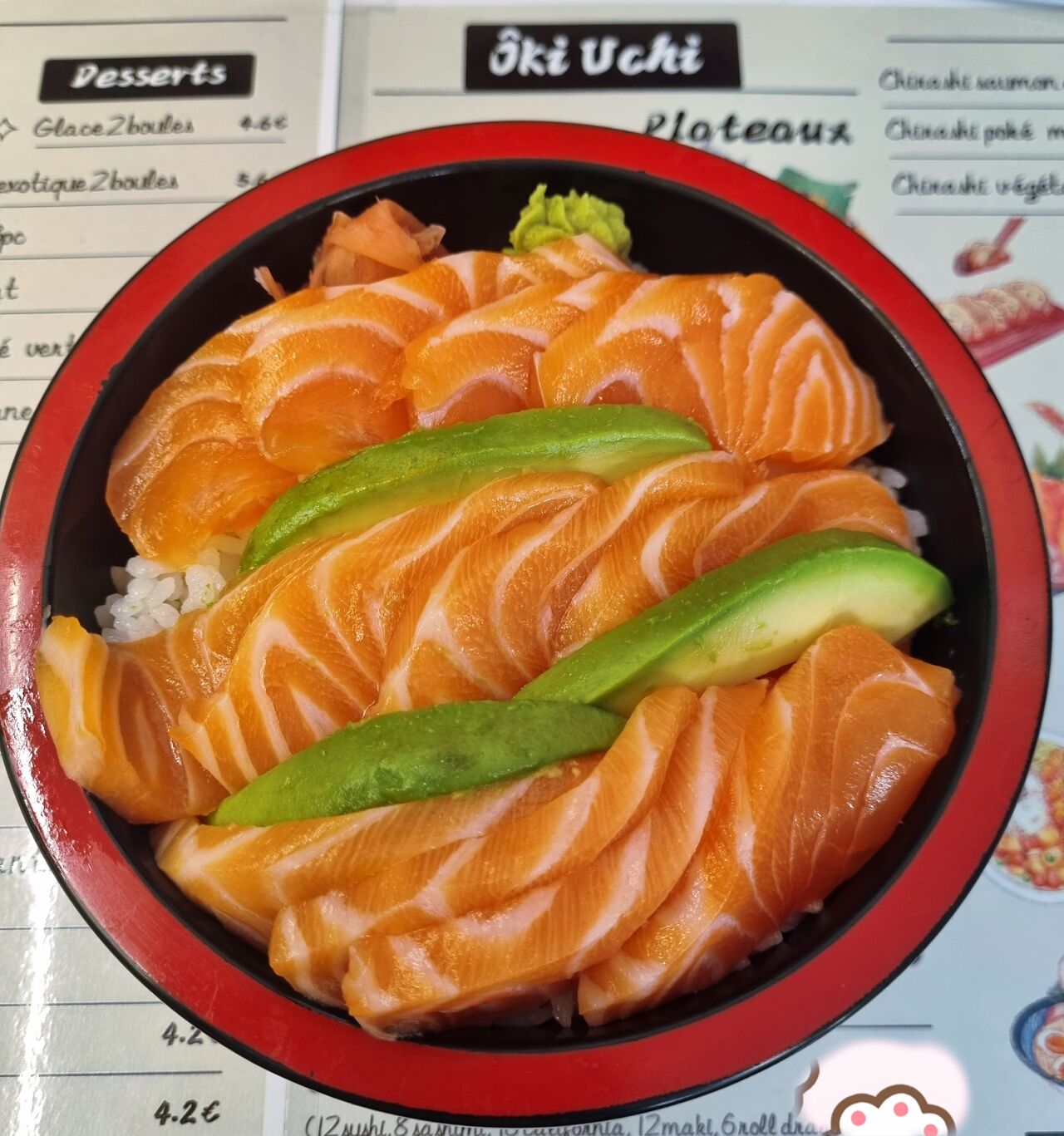 Chirashi saumon avocat 
