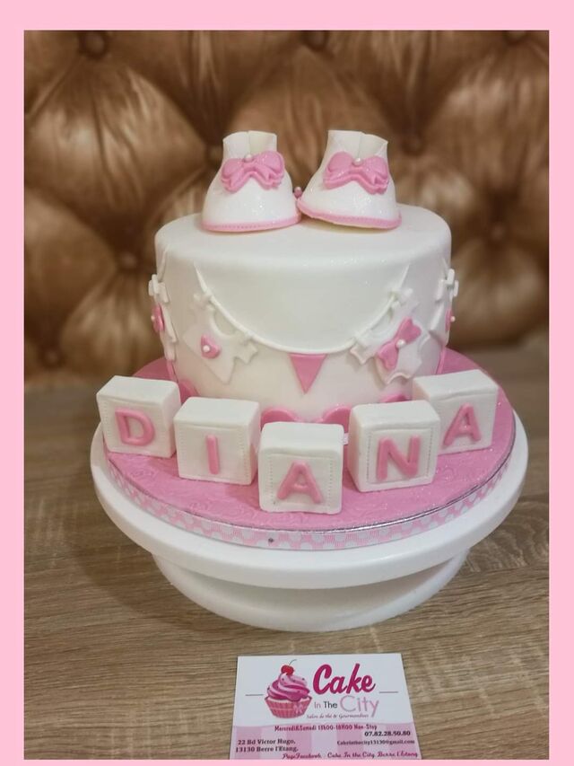 Gâteau pour fêter la naissance d'une petite princesse